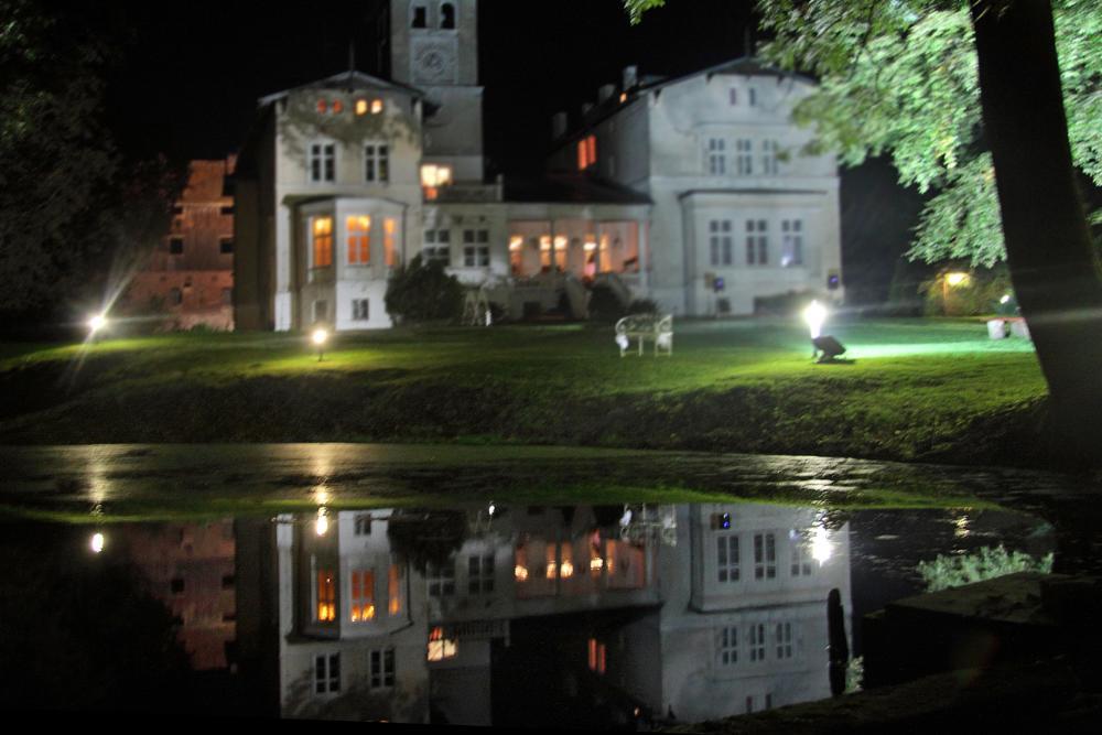 Agroturystyka "Palac W Janowie" Extérieur photo